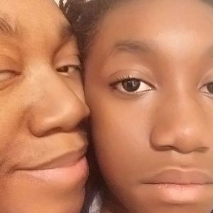 Meet your Posher, Kelli